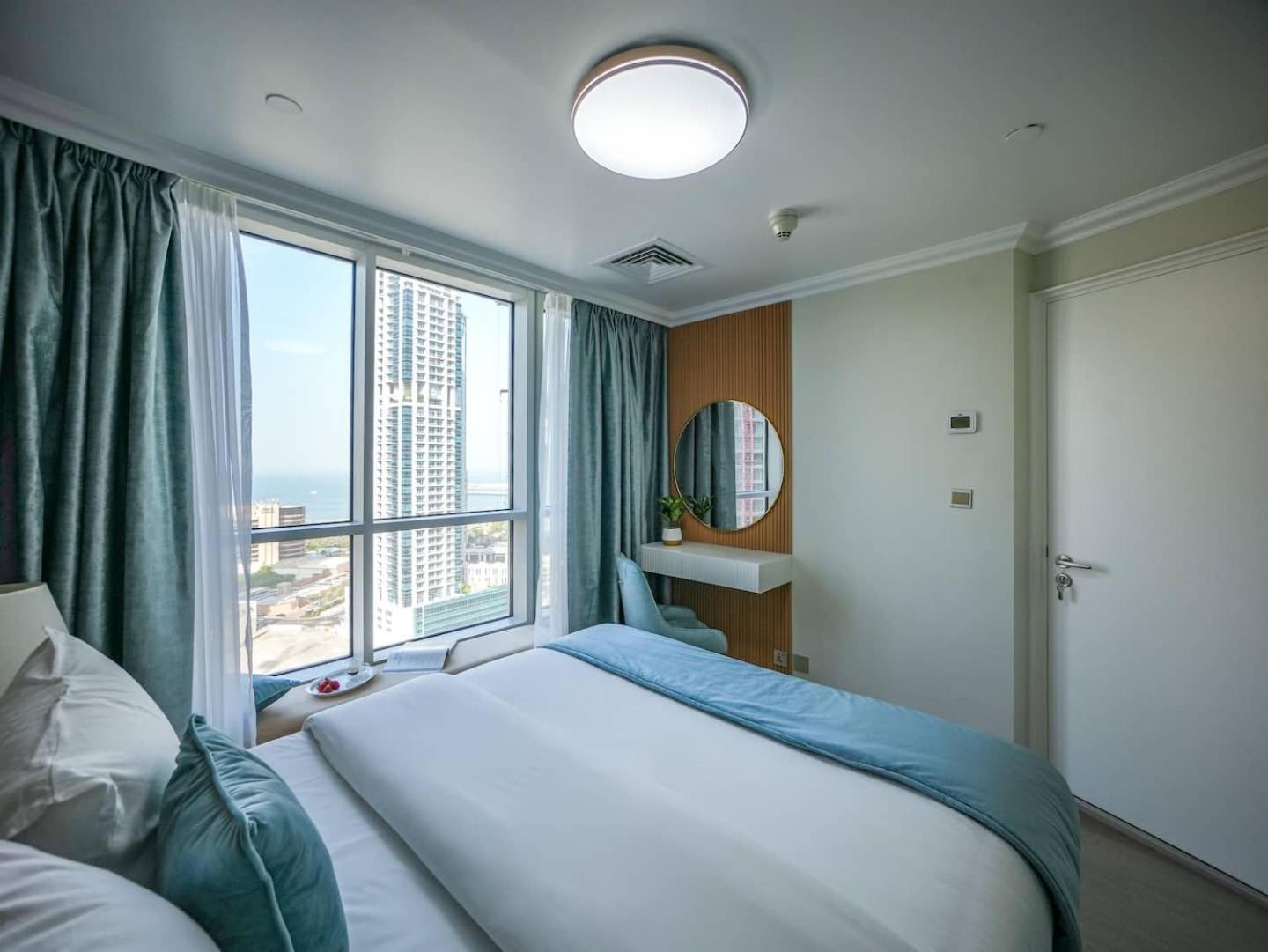 Deluxe 3 Bedroom With Marina & Sea View Dubaj Zewnętrze zdjęcie