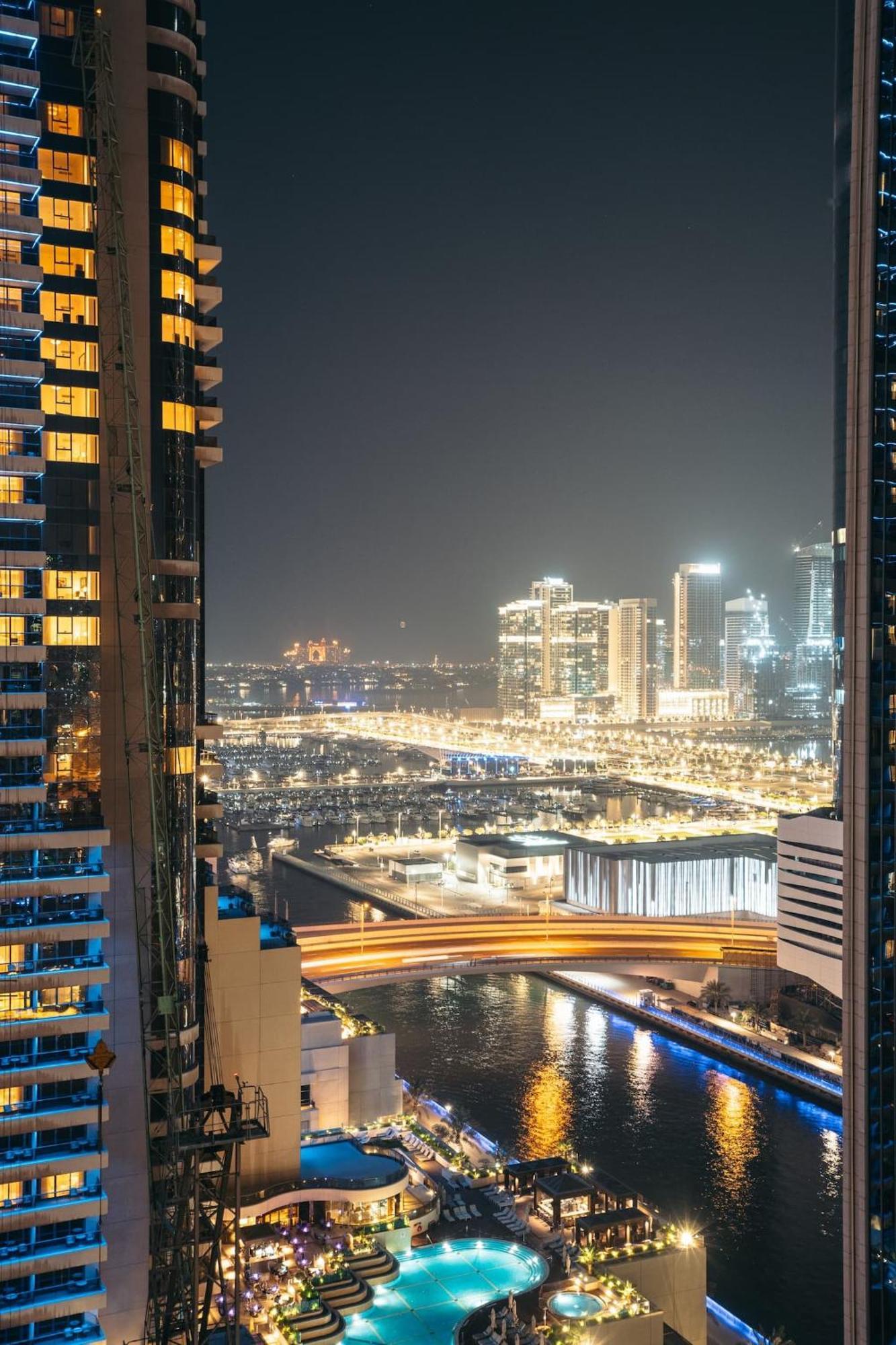 Deluxe 3 Bedroom With Marina & Sea View Dubaj Zewnętrze zdjęcie